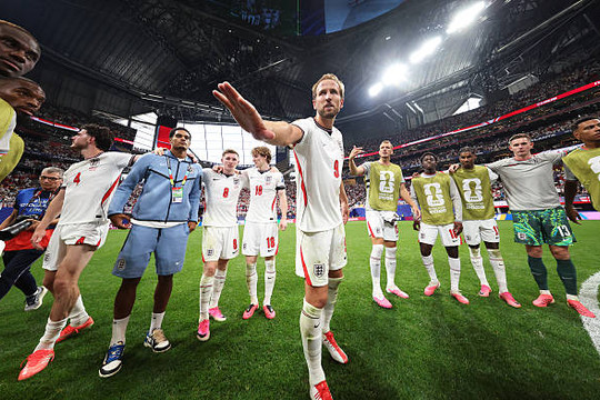Tuyển Anh ngược dòng 2-1 trước CHDC Congo: Harry Kane giải cứu sai lầm của Thomas Tuchel