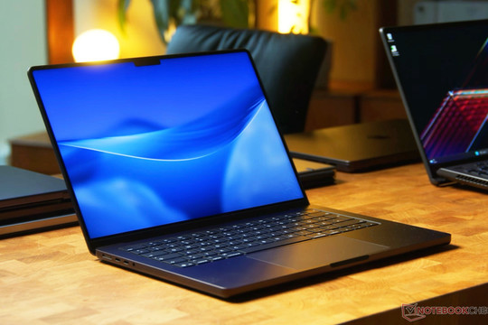 MacBook Pro giá rẻ sắp lột xác với chip M7 và thiết kế siêu mỏng từ MacBook Ultra