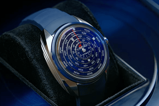 Seiko Star Time: Giải mã siêu phẩm đồng hồ titan có khả năng đếm giờ tới 1 triệu giờ