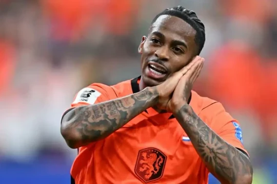 MU tiếp cận "mũi khoan" Crysencio Summerville: Thương vụ 50 triệu bảng chờ Rashford