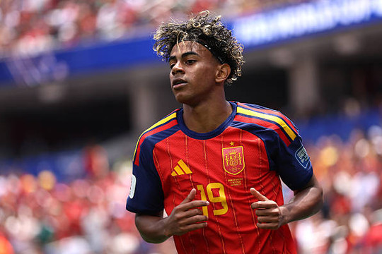 Lamine Yamal khẳng định sự tự tin của Tây Ban Nha: Không e ngại đối đầu Cristiano Ronaldo tại World Cup 2026