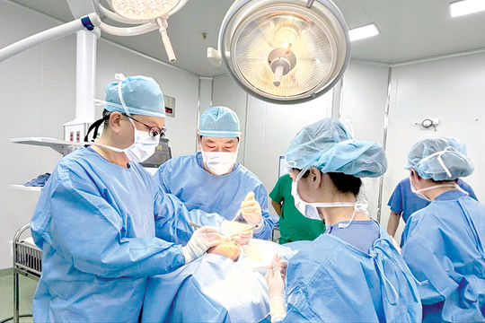 “Vá lành” những nụ cười khiếm khuyết