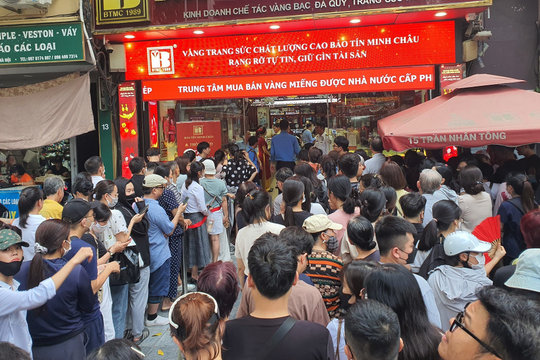 Giá vàng cập nhật 5h30 sáng hôm nay 6/7/2026: Giá vàng 9999, nhẫn hôm nay và vàng thế giới đầu tuần