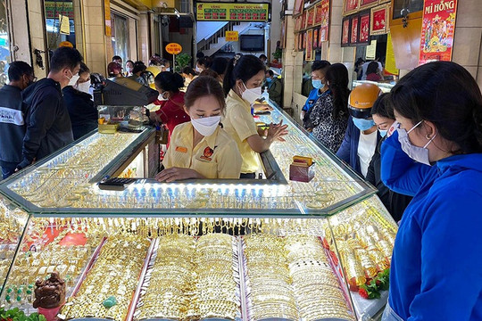 Giá vàng cập nhật 5h30 sáng hôm nay 7/7/2026: Giá vàng 9999, nhẫn hôm nay và vàng thế giới thứ Ba