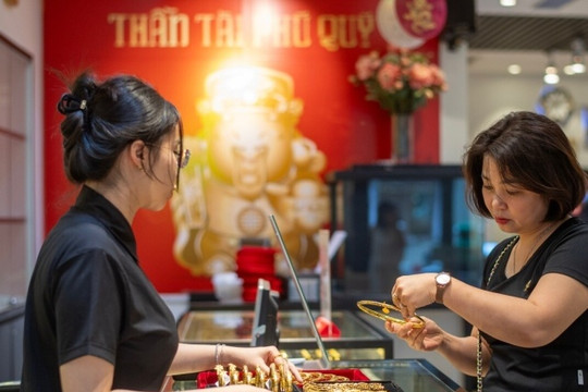 Cập nhật 09:02 sáng 06/07/2026: Giá vàng đi ngang, các thương hiệu giữ nguyên mức niêm yết