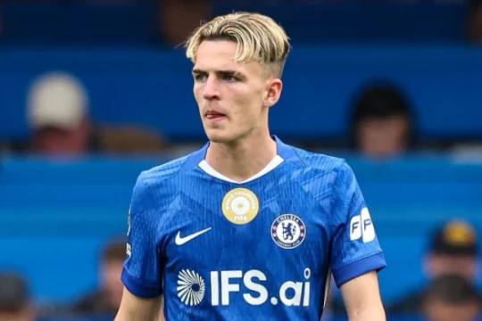 Chelsea tăng tốc trói chân viên ngọc Jesse Derry trước sự dòm ngó của Bayern và Juventus