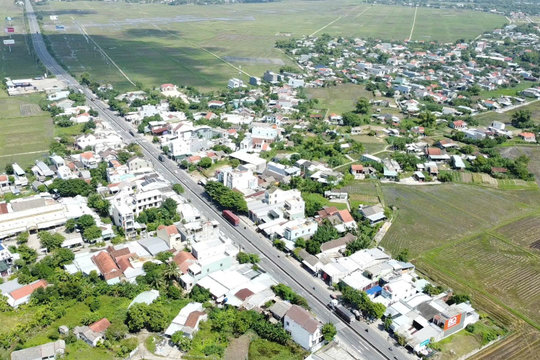 Sức bật mới từ thôn, tổ dân phố: Nâng cao hiệu quả quản trị ở cơ sở