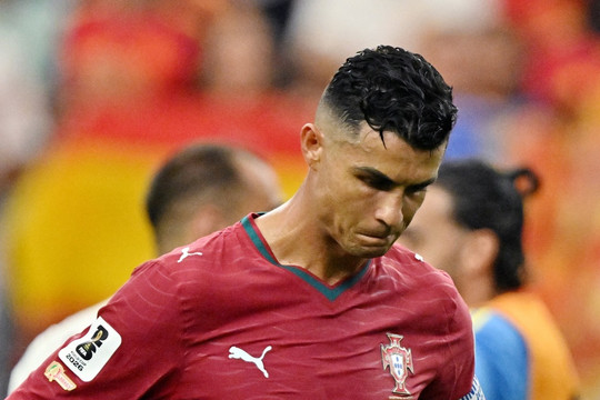 World Cup 2026: Giá vé tứ kết lao dốc 60% sau khi Ronaldo và tuyển Mỹ bị loại
