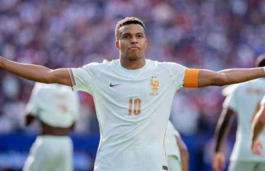 Pháp vào bán kết World Cup 2026: Mbappe ghi bàn thứ 20, khẳng định vị thế Quý ông World Cup