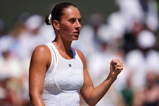Marta Kostyuk vào bán kết Wimbledon: Tuyên ngôn thép và khát vọng vượt qua bóng ma xung đột