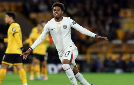 Manchester United chiêu mộ Andrey Santos: Nước đi đầy toan tính của INEOS