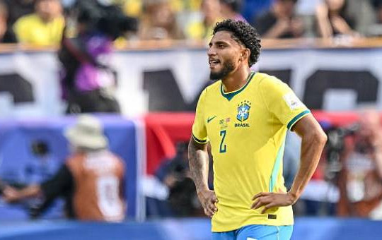 Manchester United hủy thương vụ Ederson vào phút chót: Quyết định đầy rủi ro của Quỷ đỏ