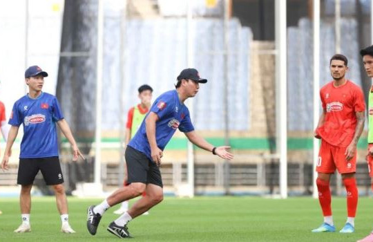 Bóng đá Việt Nam 11/7: HLV Indonesia e ngại sức mạnh tuyển Việt Nam, ông Park Hang-seo phải điều trần