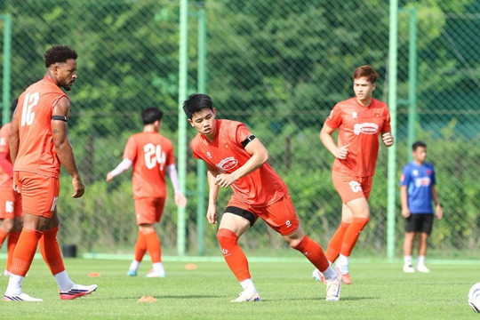 Tuyển Việt Nam đấu Gangwon FC: Bài toán cuối cùng của HLV Kim Sang Sik trước ASEAN Cup