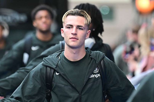 Chelsea trói chân 'ngọc quý' Jesse Derry đến năm 2032, chính thức sang Sporting Lisbon