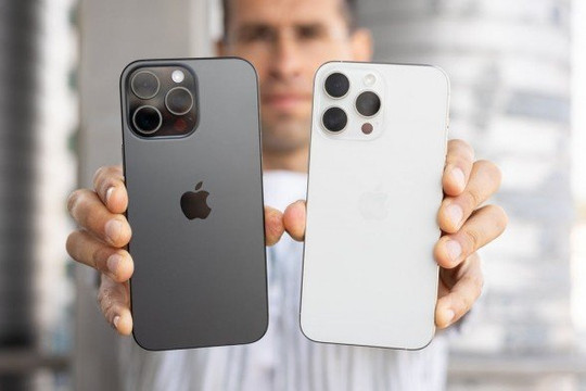 Phân tích iPhone 16 Pro Max và iPhone 15 Pro Max: Những nâng cấp kỹ thuật có thực sự tạo ra sự khác biệt?