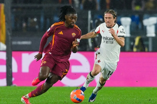 MU sẵn sàng chi 51 triệu bảng chiêu mộ Manu Kone từ AS Roma