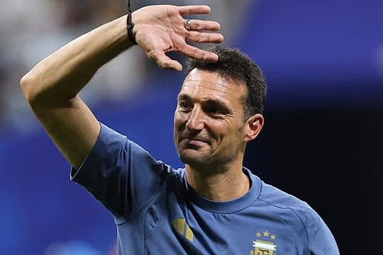 Argentina lội ngược dòng hạ Anh 2-1: Khi Scaloni "chiếu tướng" Thomas Tuchel