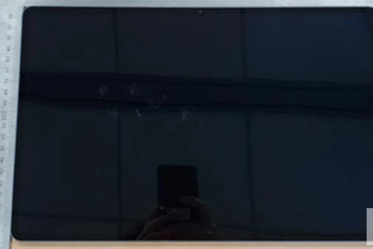 Galaxy Tab S12 Ultra lộ diện: Giữ nguyên thiết kế notch và kỳ vọng sức mạnh từ chip Dimensity 9500