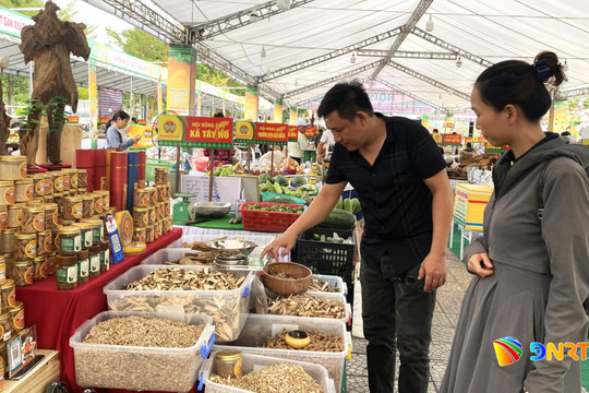 Đưa hàng Việt và sản phẩm OCOP vươn xa
