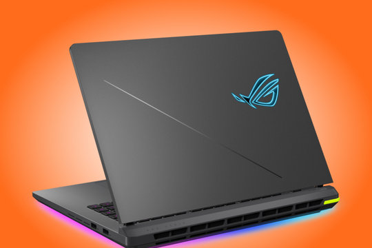 Asus trình làng ROG Strix G16 2026 sở hữu chip Core Ultra 9 và màn hình 300Hz