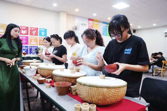 Quảng bá phấn nụ xứ Huế trên nền tảng số