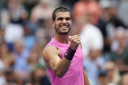 Carlos Alcaraz tái xuất tại Cincinnati Open: Lời thách thức gửi tới Jannik Sinner