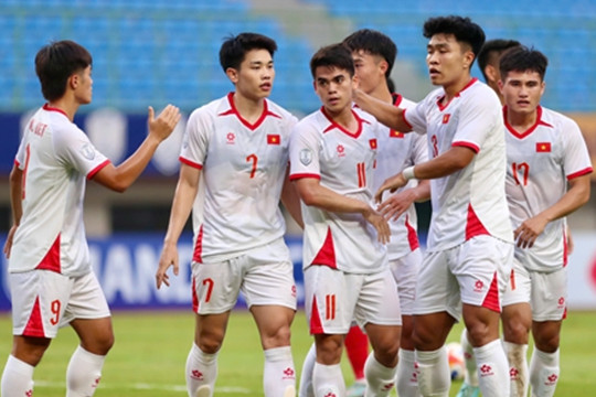 U23 Việt Nam chiếm ưu thế tại ASIAD 2026 và chuyển động chiến thuật của bóng đá nội