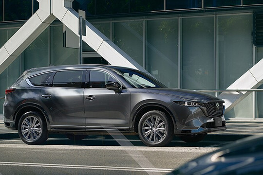 Mazda CX-8 2026: SUV 7 chỗ thực thụ với nội thất da Nappa cao cấp và gói i-Activsense
