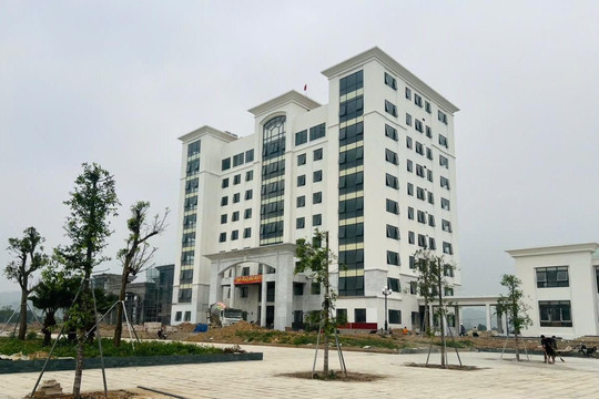 Điểm chuẩn Trường Đại học Hoa Lư năm 2026 và dữ liệu 3 năm gần nhất