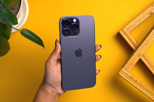 Phân tích bộ ba iPhone Pro Max cũ: Hiệu năng thực tế và giá trị đầu tư năm 2025
