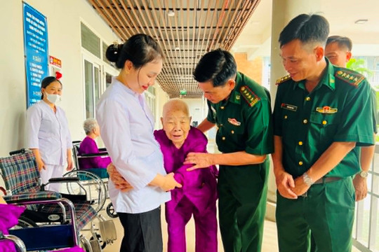 Bộ đội Biên phòng thành phố Đà Nẵng tri ân người có công cách mạng