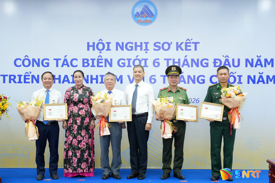 Nâng cao hiệu quả công tác biên giới gắn với phát triển kinh tế - xã hội