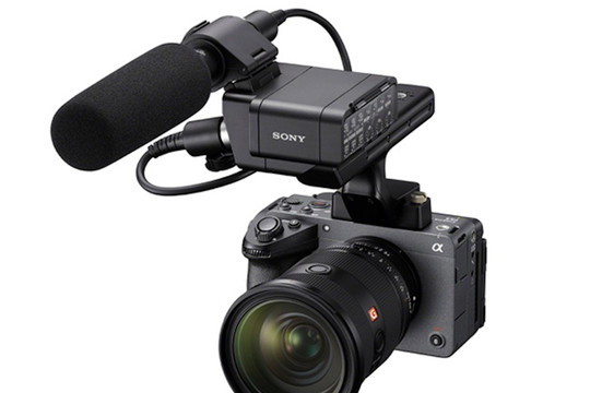 Sony FX5 chính thức ra mắt: Máy quay Cinema Line 5K với dải tương phản 15 stop