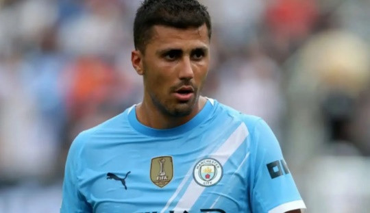 Man City ra giá 100 triệu euro cho Rodri trước sự quan tâm từ Real Madrid