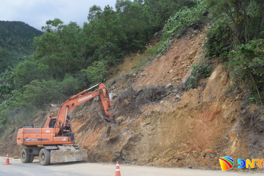 Ứng dụng công nghệ tiên tiến cảnh báo sớm sạt lở