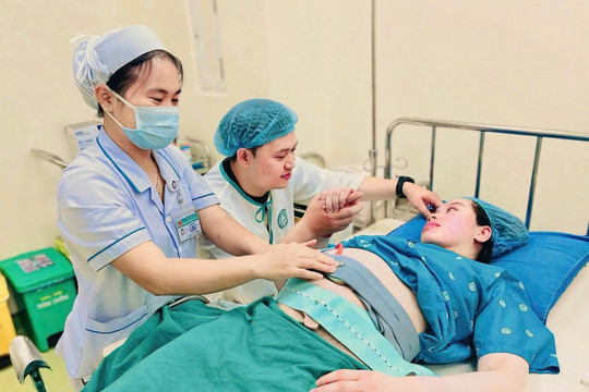 Cơ hội rộng mở cho ngành hộ sinh