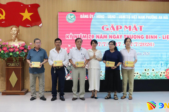 Phường An Hải tri ân người có công nhân kỷ niệm 79 năm ngày Thương binh - Liệt sĩ (27/7)