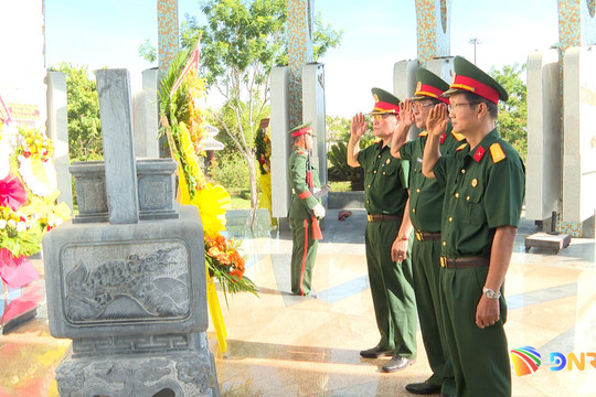Hội Cựu chiến binh thành phố Đà Nẵng dâng hương tưởng niệm anh hùng liệt sĩ