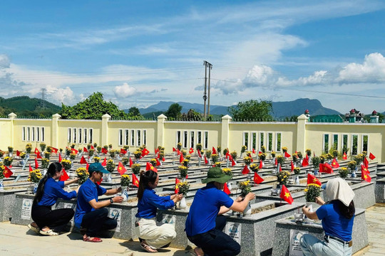 Tuổi trẻ Đà Nẵng ra quân Ngày Chủ nhật xanh toàn quốc lần thứ III - năm 2026