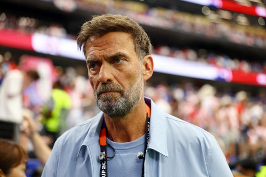 Jurgen Klopp tiếp quản tuyển Đức: Hào quang cá tính và bài toán tái thiết khu trung tuyến