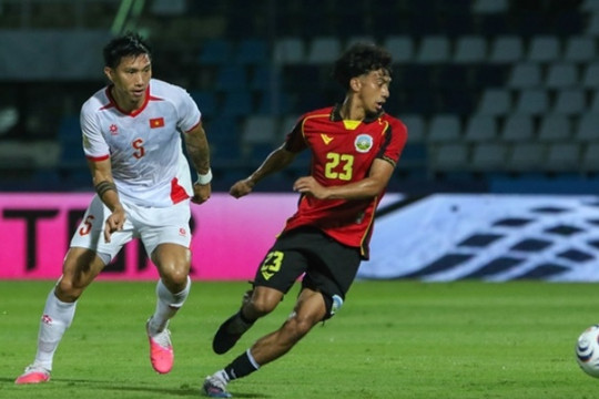 Thắng Timor Leste 7-0: HLV Kim Sang-sik đang lộ hàng thủ hay giăng bẫy đối thủ lớn?