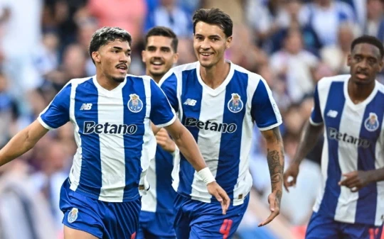 Porto đánh bại Aston Villa 2-1: Màn thử lửa giàu cảm xúc của dàn sao trẻ Unai Emery