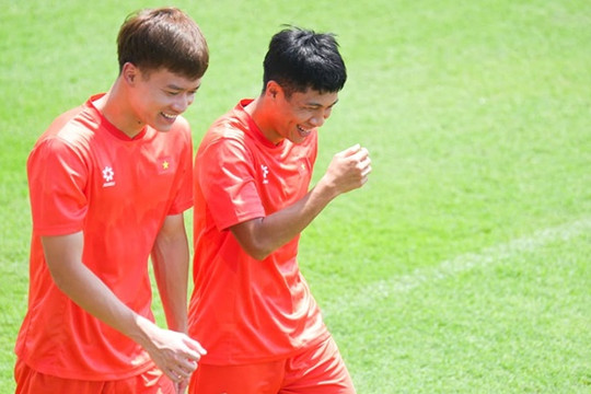 Việt Nam và Thái Lan dội mưa bàn thắng: Bản lĩnh ứng viên tại ASEAN Cup 2026