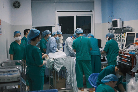 Hồi sinh nhiều bệnh nhi từ “cửa tử” bằng kỹ thuật y tế hiện đại