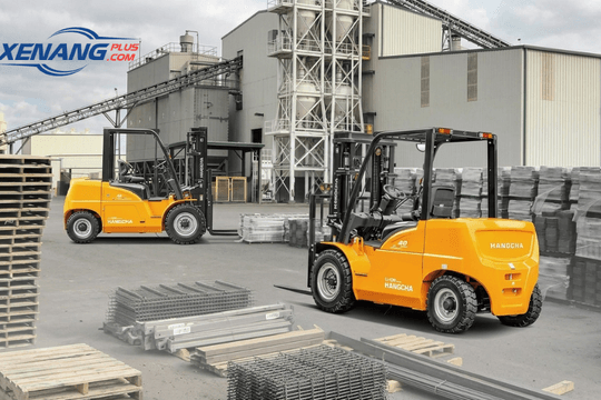 Các dòng xe nâng điện phổ biến tại kho bãi của doanh nghiệp