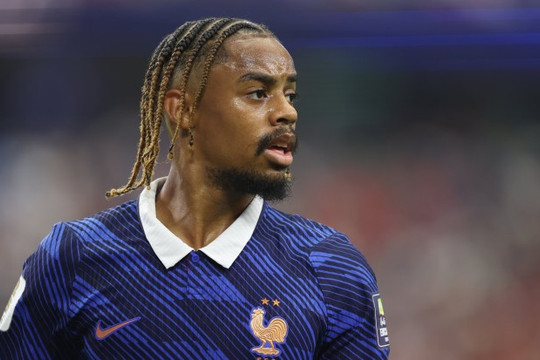 Liverpool đối mặt bài toán 145 triệu bảng: Lý do The Kop nên bỏ qua Bradley Barcola