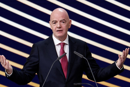 UEFA triệu tập họp khẩn phản đối FIFA thương mại hóa World Cup