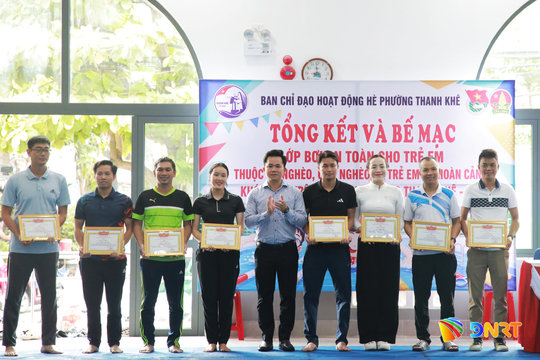 30 học sinh phường Thanh Khê hoàn thành chương trình học bơi miễn phí