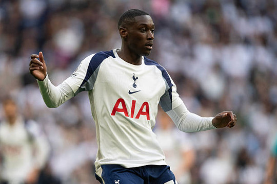 Juventus hoàn tất thương vụ Randal Kolo Muani từ PSG với tổng giá trị 50 triệu euro
